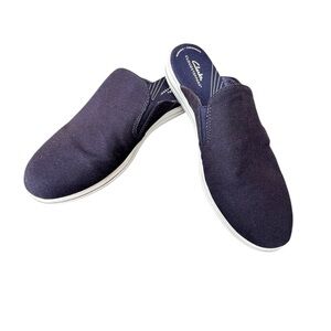 Clarks Women’s Cloudsteppers